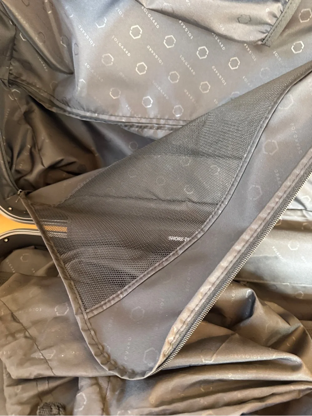 Solgaard Luggage Check In Closet New